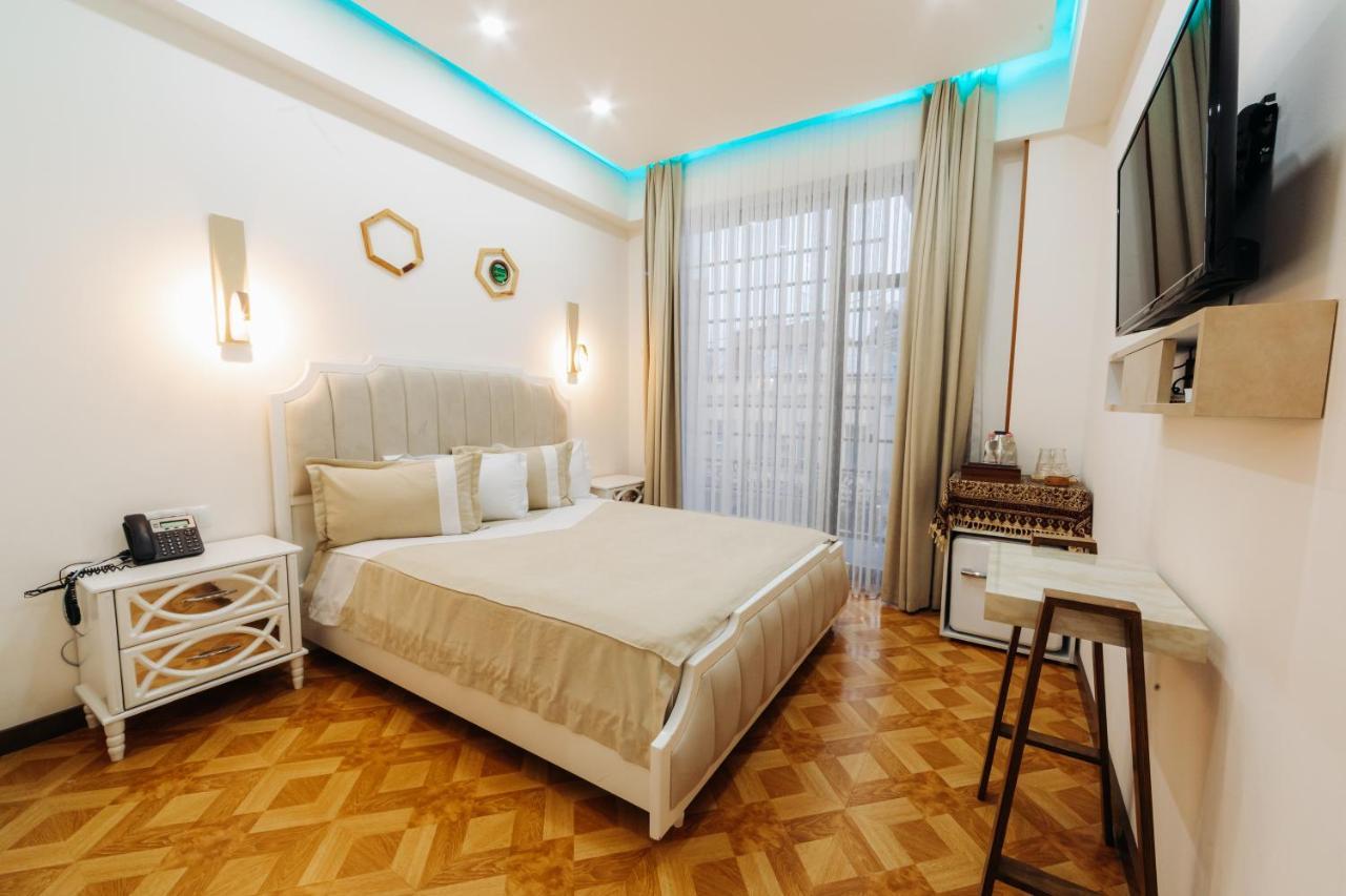Luxin Hotell Tbilisi Eksteriør bilde
