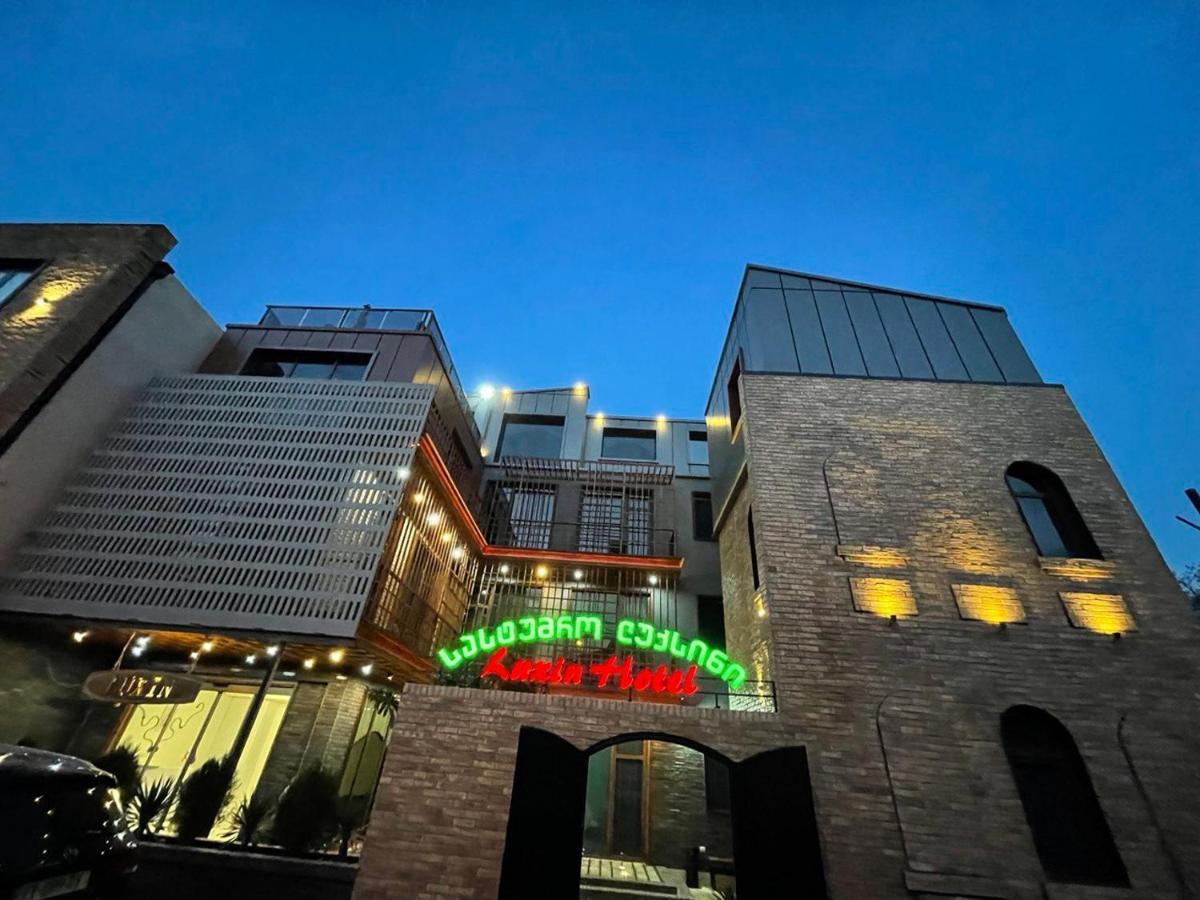 Luxin Hotell Tbilisi Eksteriør bilde