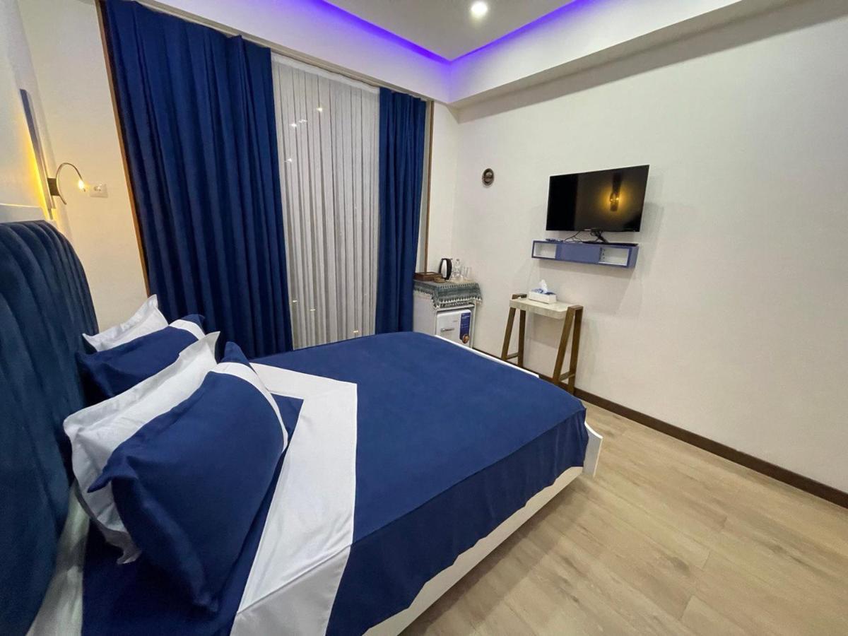 Luxin Hotell Tbilisi Eksteriør bilde