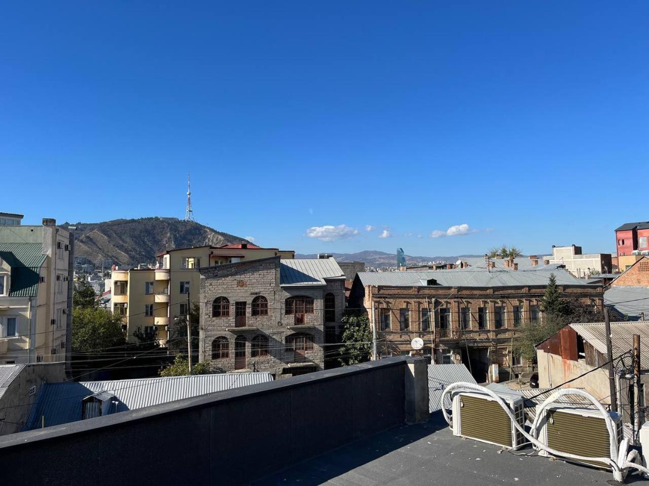 Luxin Hotell Tbilisi Eksteriør bilde