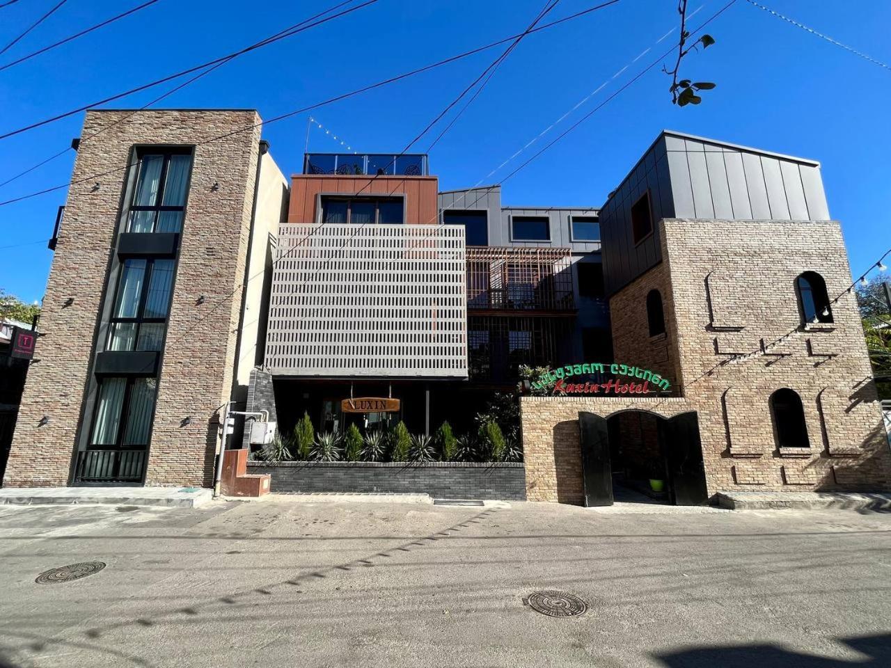 Luxin Hotell Tbilisi Eksteriør bilde