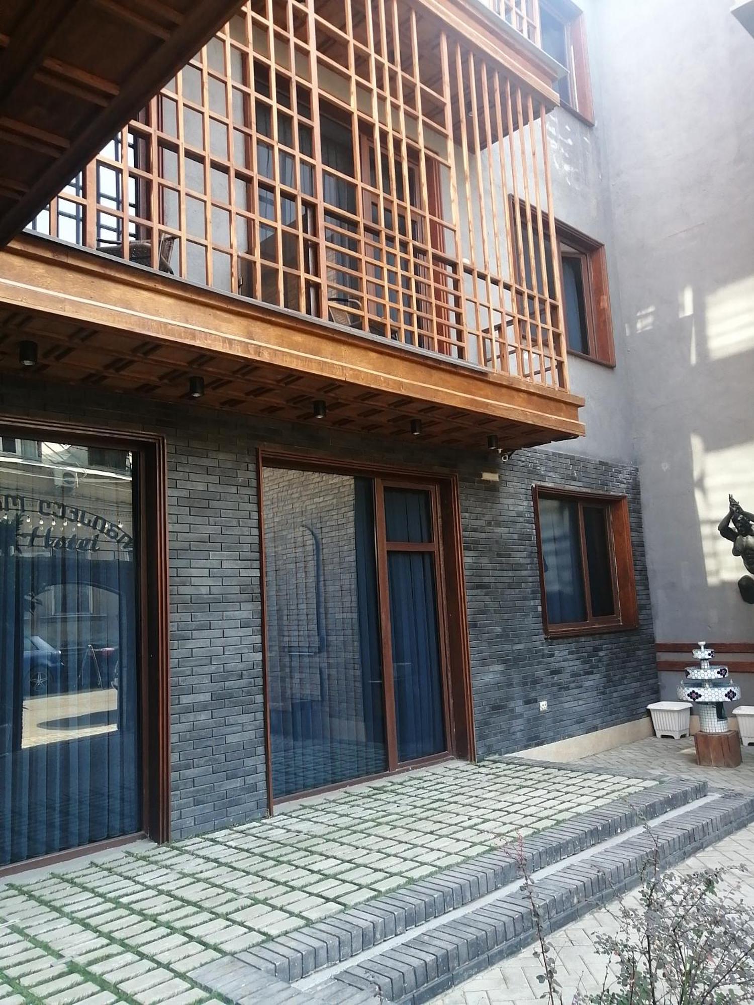 Luxin Hotell Tbilisi Eksteriør bilde