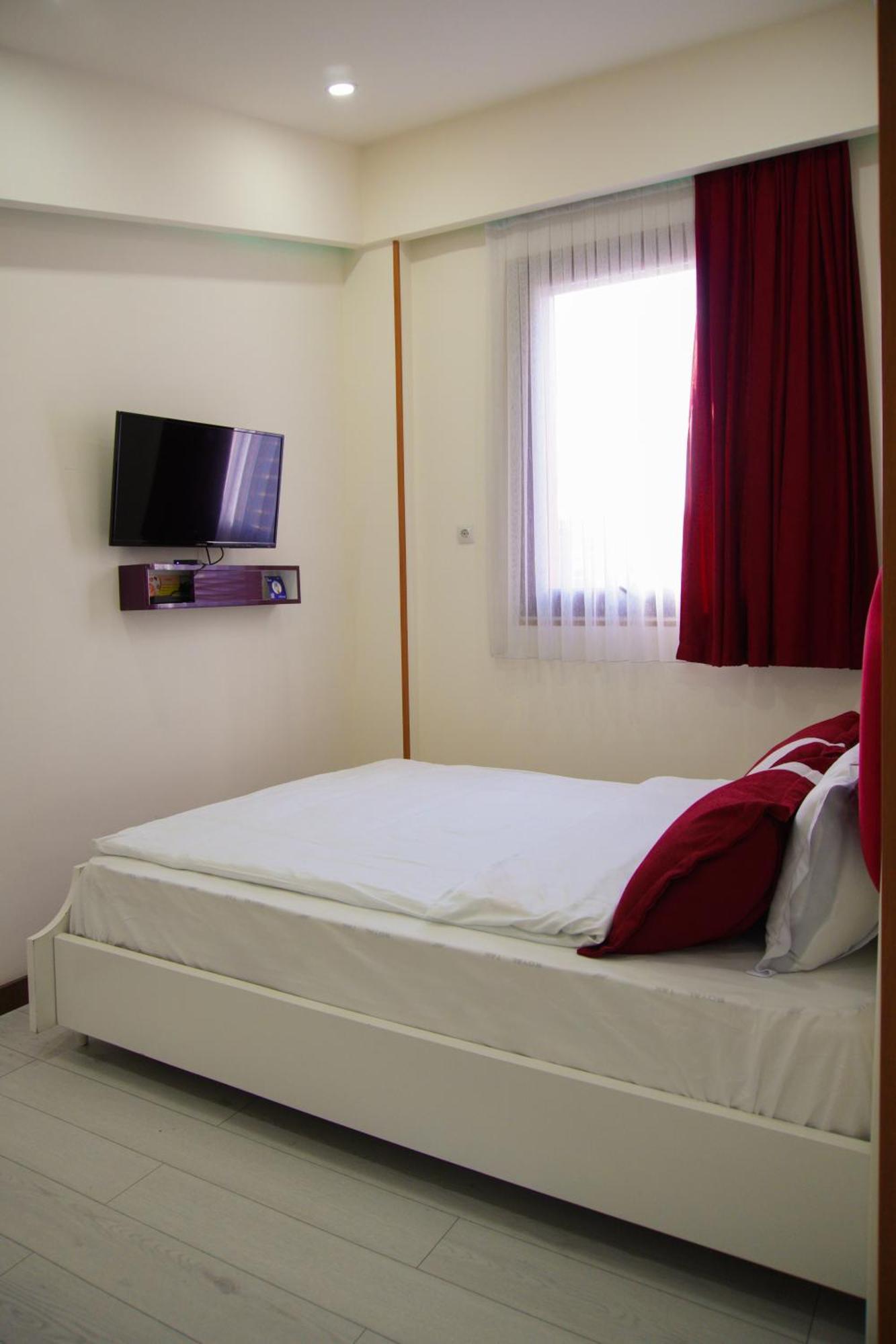 Luxin Hotell Tbilisi Eksteriør bilde