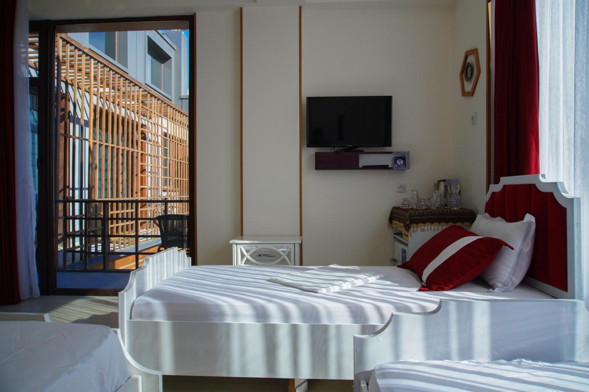 Luxin Hotell Tbilisi Eksteriør bilde